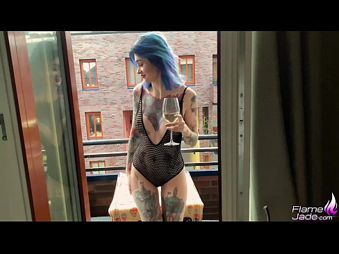 ❤️ Te kotiro tino nui e ngotea ana me te karepe me te whana i raro i te rangi tuwhera ataata porn i mi.xxxifuck.ru ❌️❤